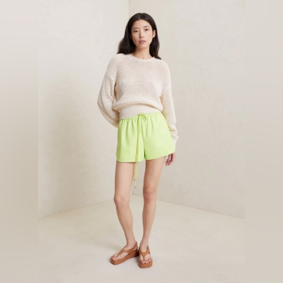 New! A.L.C. Vegan Leather Green Shorts 💚 size 4 NWT! - Picture 4 of 16